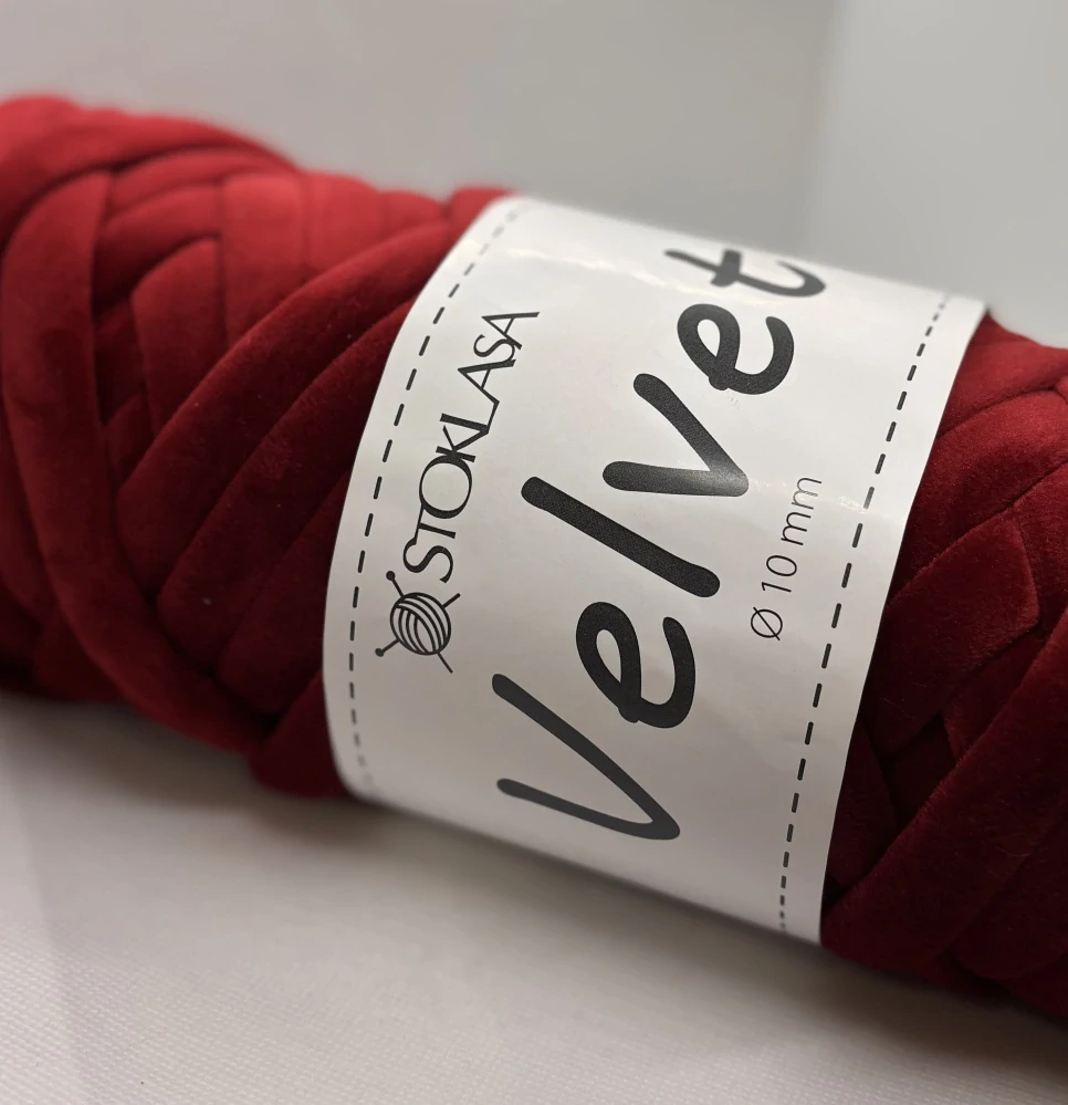 Velvet 10 mm 047 tmavě červená