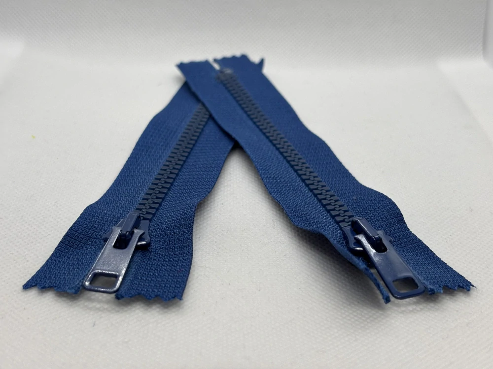 Zdrhovadlo 14 cm středně modrá