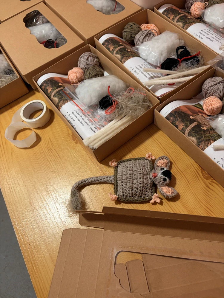 DIY krabička - vakoveverka - pouze materiál