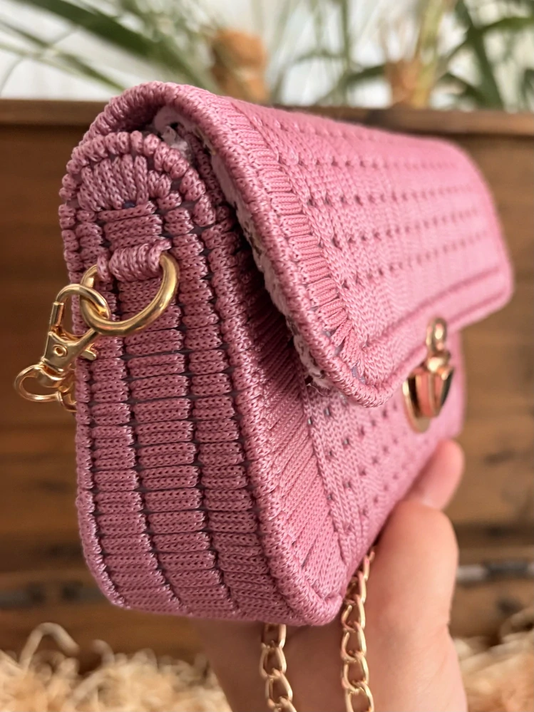 Vyšívaná kabelka 18x10x4,5 cm starorůžová