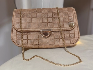 Vyšívaná kabelka 27x15x7 cm oříšková vzor i vespod