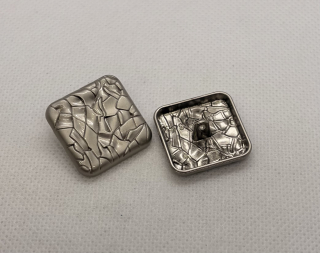 Knoflík stříbrný 23x23 mm