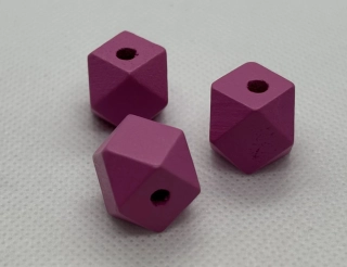 Dřevěný korálek diamant 16 mm růžovofialová